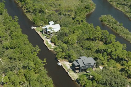 DSC02199- Cat Island homes